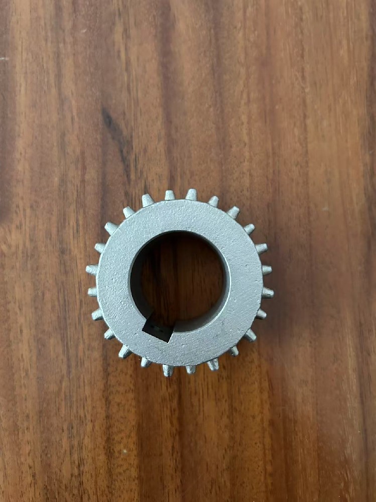 Sprocket for balanced wave mesh belt.