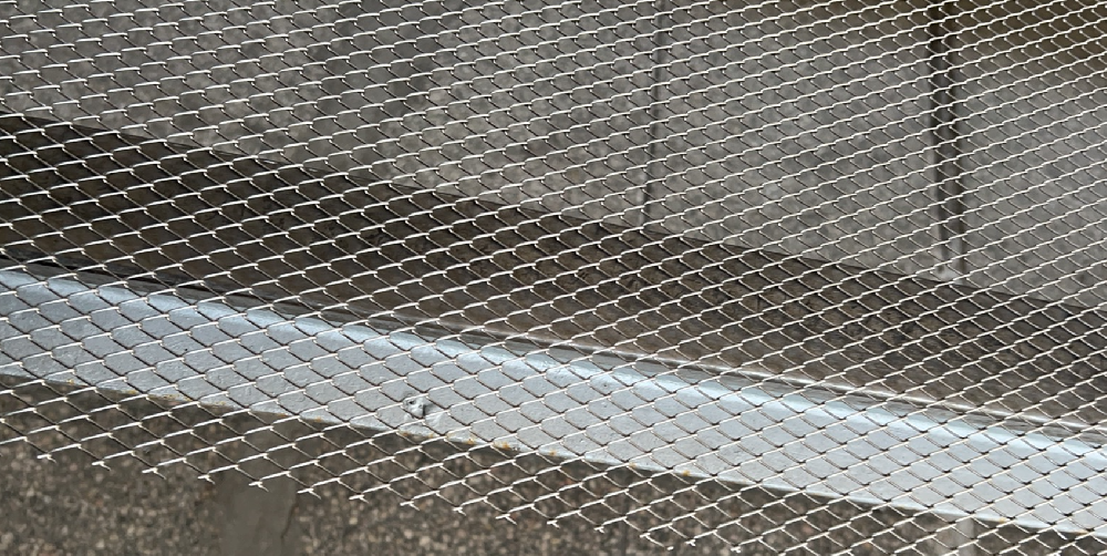 Stainless steel unidirectional mesh belt